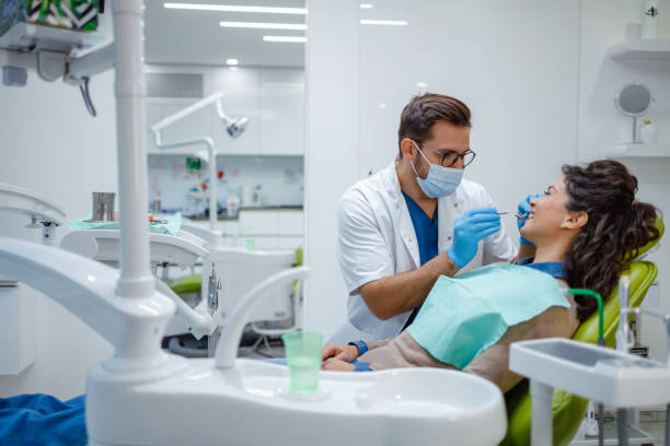 Best Wisdom Tooth Removal  in Dixmoor, IL